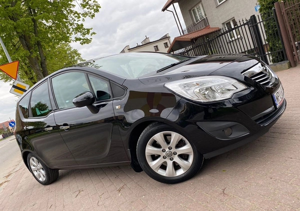 Opel Meriva cena 22700 przebieg: 199855, rok produkcji 2010 z Chojnów małe 742